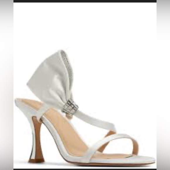 Ted Baker Elegant White Women's Heels size 8